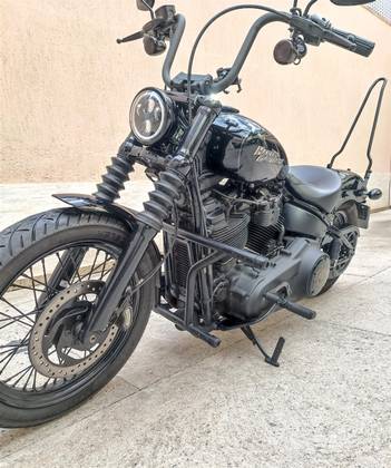 HARLEY-DAVIDSON SOFTAIL STREET BOB HARLEY-DAVIDSON SOFTAIL STREET BOB